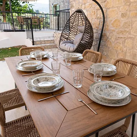 Apartmán Dervisia Stonehouse 3 Lazaráta
